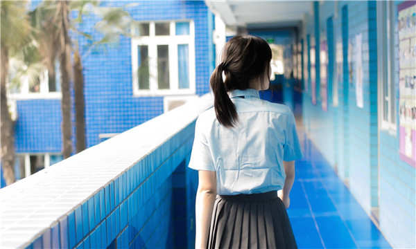 敖汉如何找到一个可以帮助我生孩子的女人？